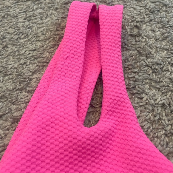 Beach Riot Top - Picture 4 of 7